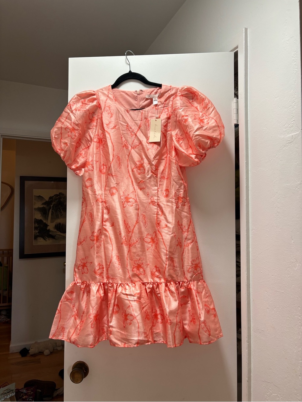 Women’s Puff-Sleeve Coral Floral Dress